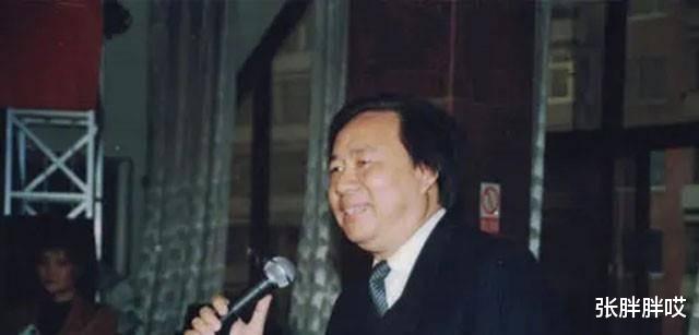 1999年“首富”牟其中入狱,妻儿远走德国,小姨子却始终不离不弃