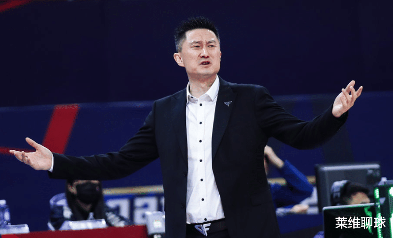 杜锋|杜锋突然向浙江示弱，背后深意让人叫绝！又让辽宁回忆起丢冠经历