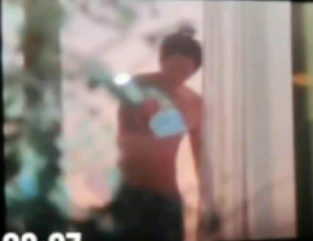 鹿晗|鹿晗关晓彤分手风波升级，狗仔曝光男星裸上身照