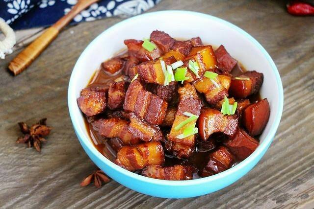 失眠|尿酸高不能吃什么？肥肉和瘦肉哪个嘌呤高？