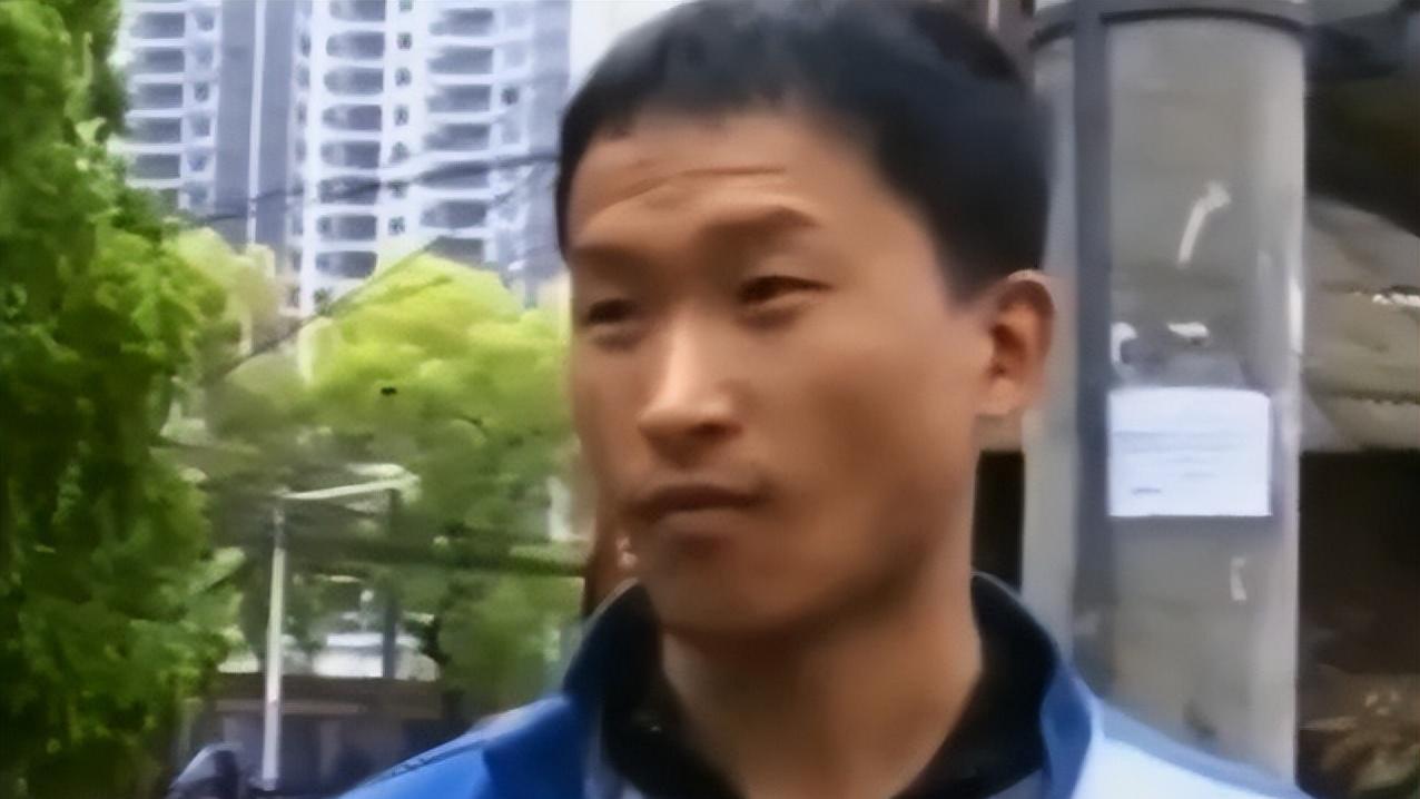 29岁小伙与62岁大妈相恋！！谈及同居生活，小伙：那个都不重要了