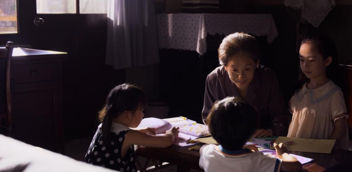 李小冉|六位美女演员撑起《三体》,平均年龄39岁,李小冉反而成为了陪衬