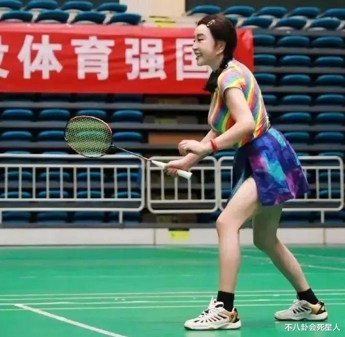 袁姗姗|“无儿无女”演员养老现状：杨昆直播叫卖，潘虹皈依佛门求心安