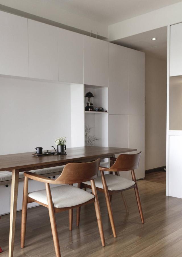 66二手房,为了孩子,直接在客厅搭个“公主房”,粉嫩嫩好浪漫