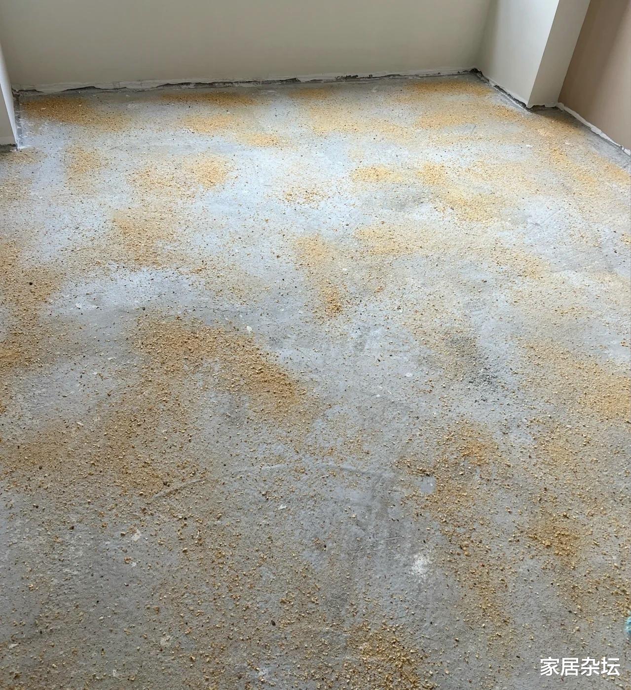 装修铺木地板要具备这些条件,否则,拱起、冒灰、有响声就很常见