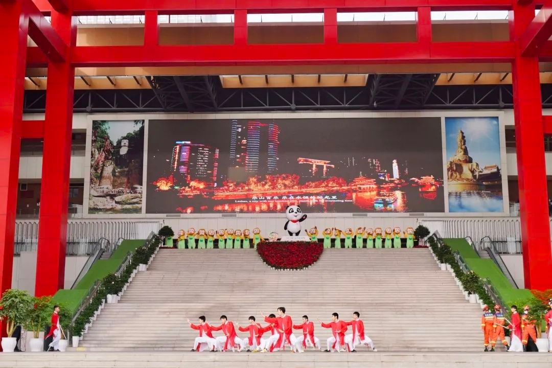 “线上+线下”齐发力,旅博会三大展区精彩纷呈!