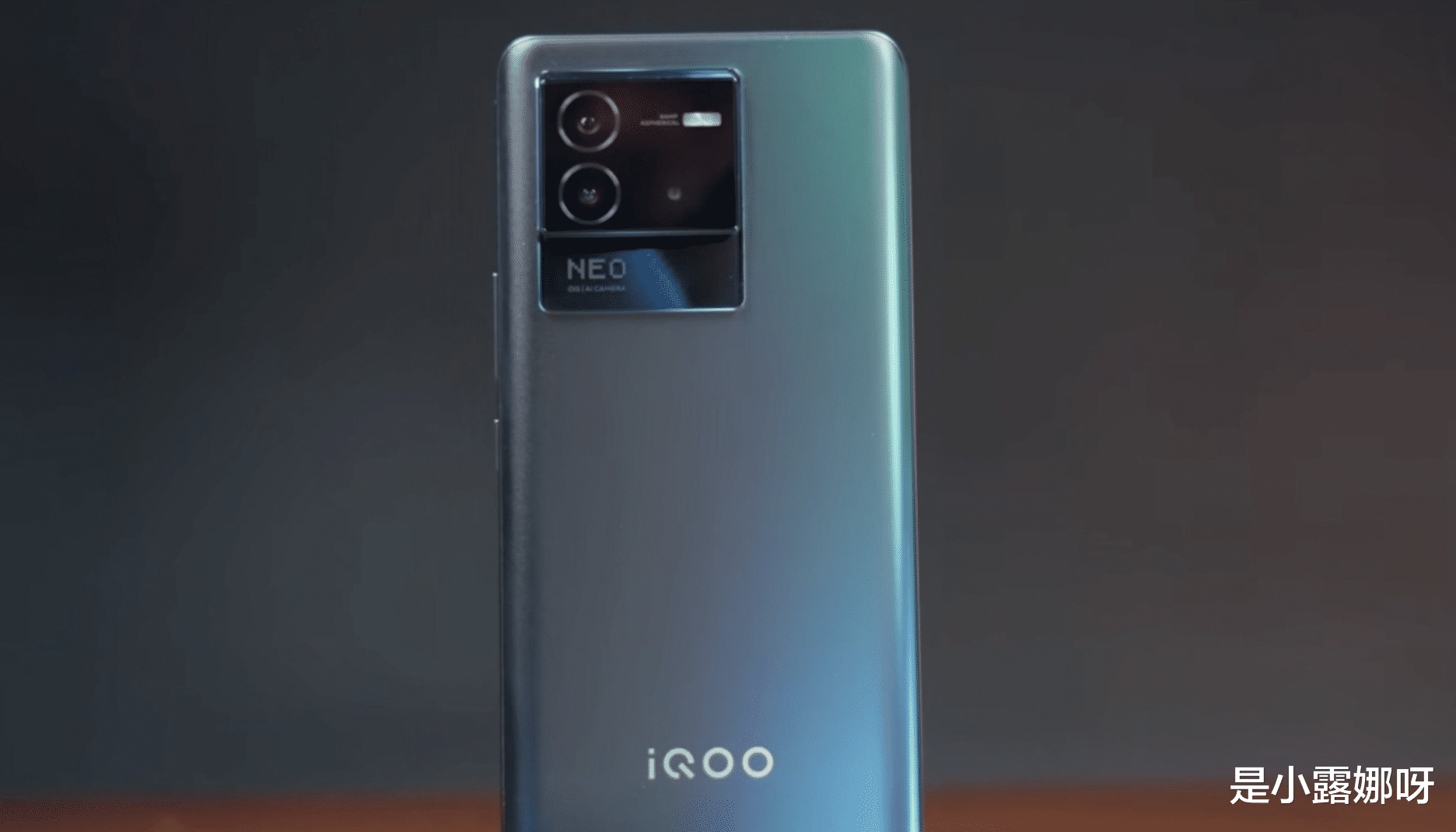 iqoo neo|12GB+256GB跌至2099元，骁龙870+80W，售价更亲民了！