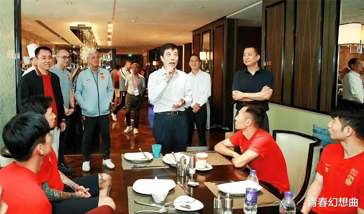 勒布朗·詹姆斯|看不下去了，78岁国足功勋教练向中国足协推荐自己：愿意再帮国足