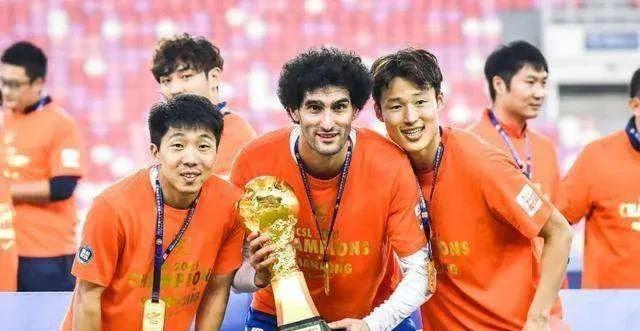 |德尔加多无缘山东泰山新赛季鲁迷遗恨！球迷：外租广州一石二鸟