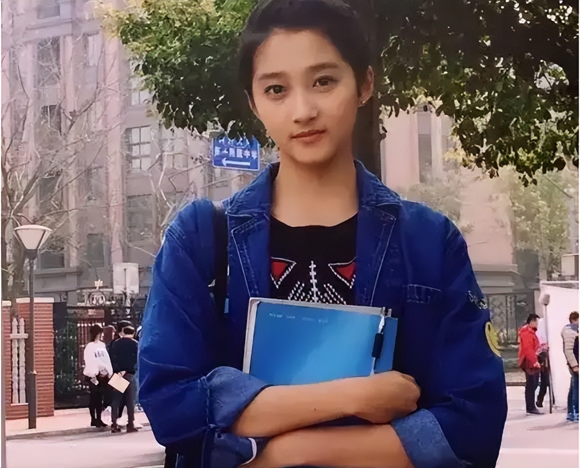 陈晓|陈晓的身份引发关注后，“家世背景”随之流出: 全家人职位都很高