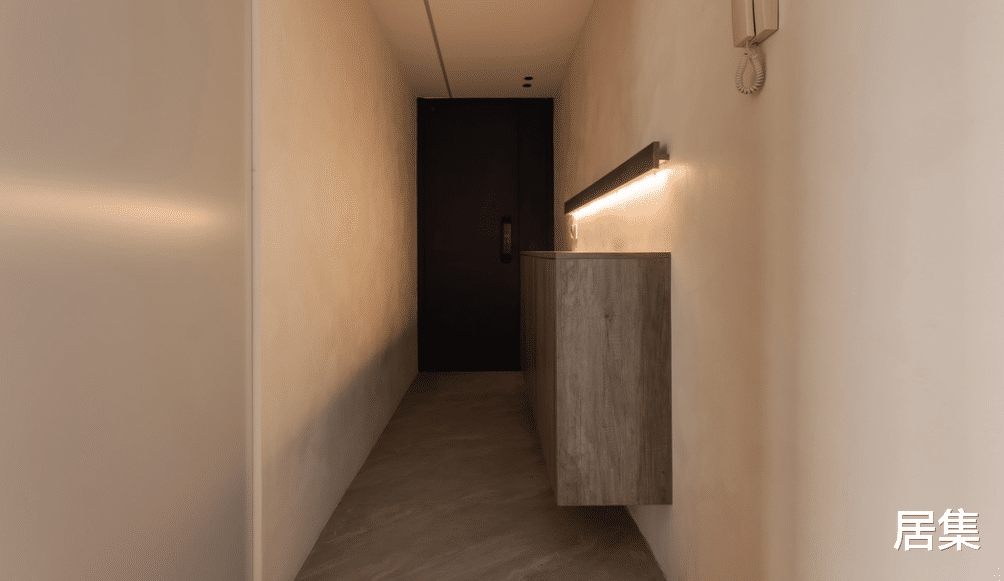 从自然的角度出发,用简约的色彩和纹理,装点出极具特色的家