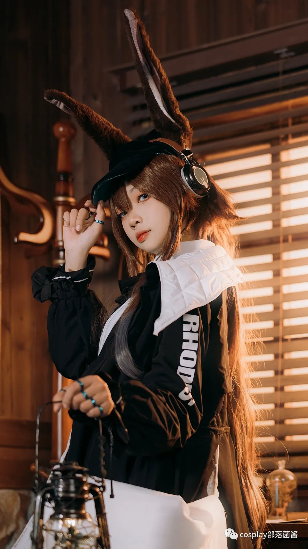 报童|cos：明日方舟报童阿米娅cos正片@硫酒
