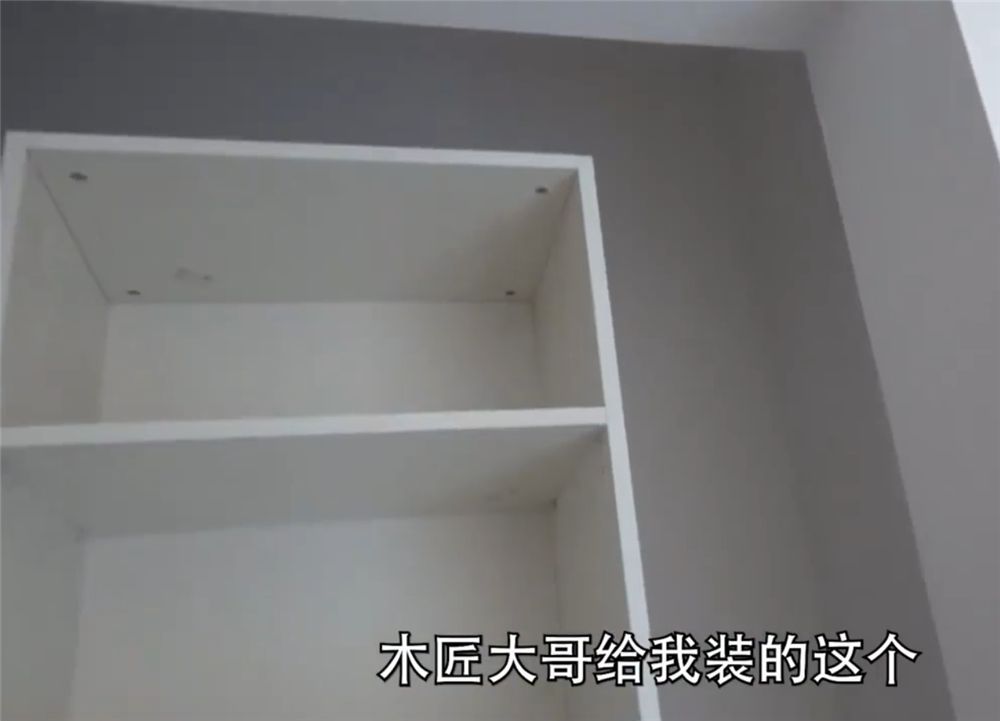 她家全屋定制装修翻车,不盯工被坑个“底朝天”,网友:心疼三秒