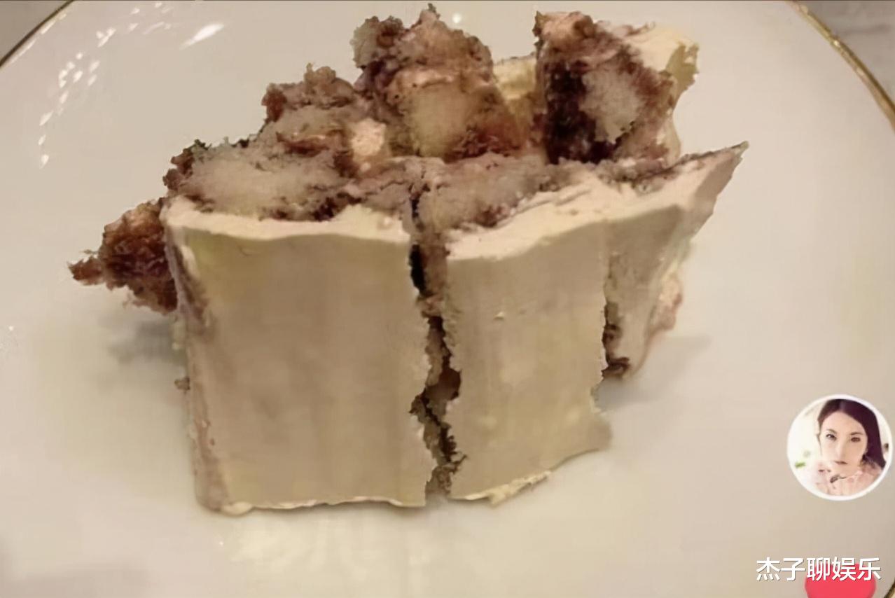 李湘|李湘母女豪宅做蛋糕，新家内景曝光如宫殿，王诗龄上万手链抢镜