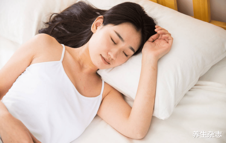 鸡蛋|1天1鸡蛋，患甲状腺结节风险，会增加80％？听听医生怎么说