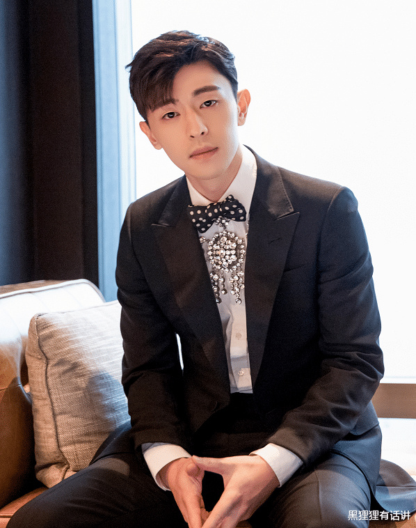 邓伦|从演员变成综艺咖,一心赚快钱的邓伦,还是让他的爸爸失望了