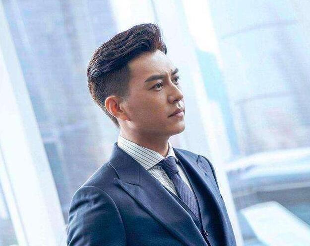 张译|李小冉被曝启动新剧，再度回归情感剧，看到男主：热播剧没跑