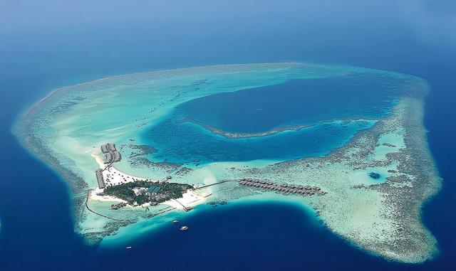马尔代夫|世界上最大的珊瑚岛国家，拥有世界上最大的岛屿酒店