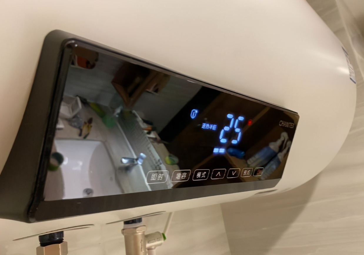 电热水器有“保命装置”,洗澡时就不用拔电源?来听师傅的真实话
