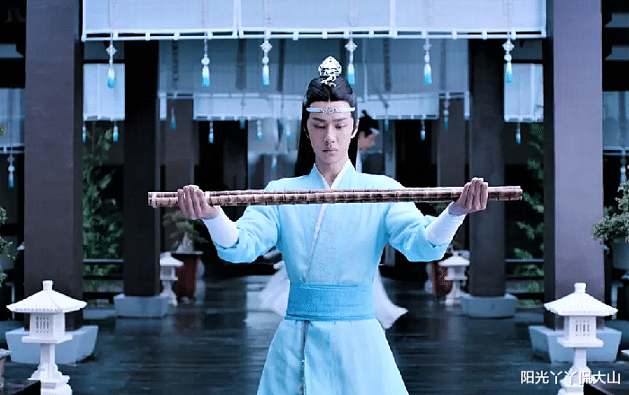 蓝忘机|陈情令：夷陵归来，蓝忘机自请罚跪于雪地里，他是自觉错了吗？