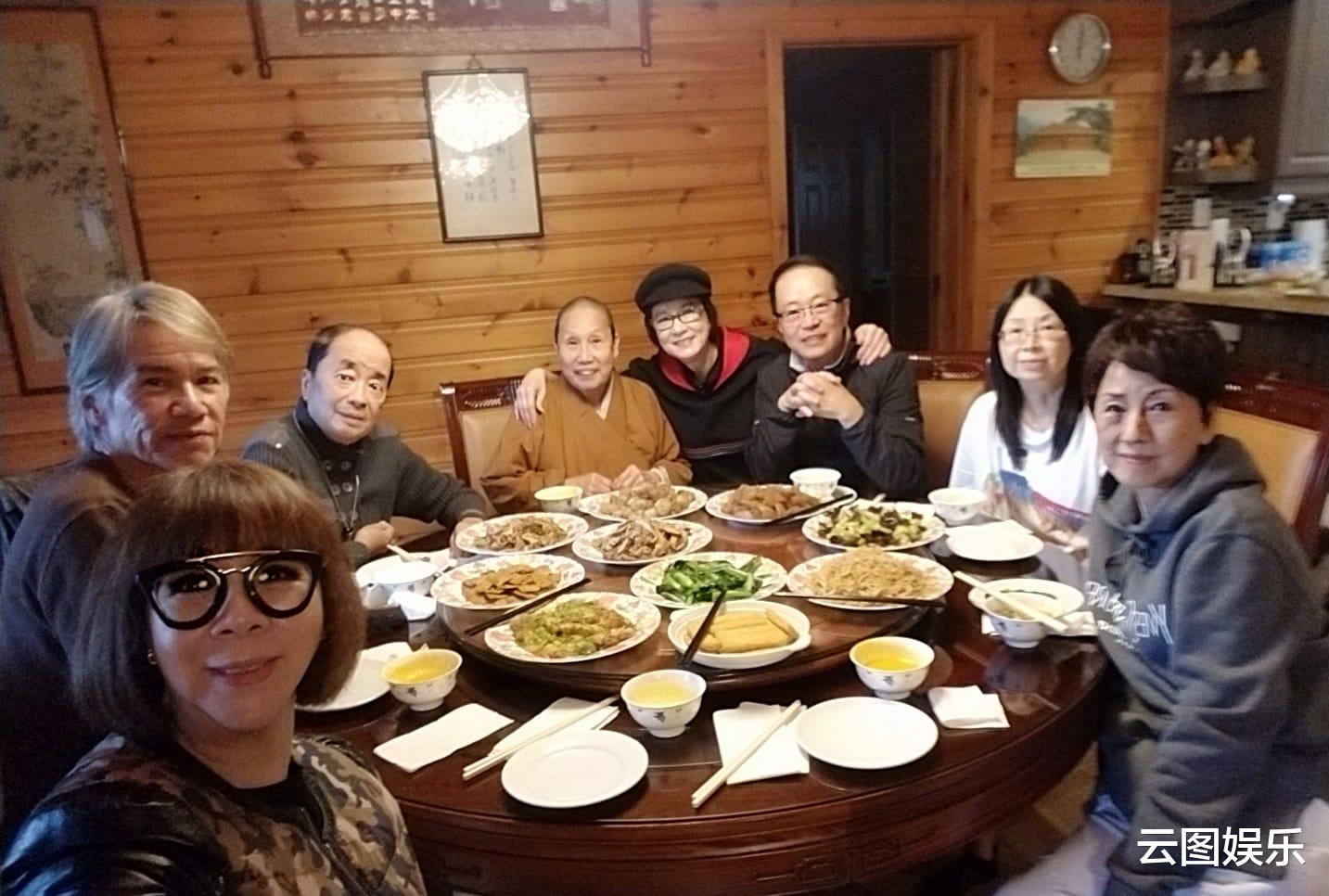 李小龙|苗可秀移民国外近况，禅院吃斋很悠闲，曾与李小龙传绯闻至今未婚