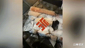 江苏淮安,男子在路边等人时,花400元买了4箱注了水的海鲜