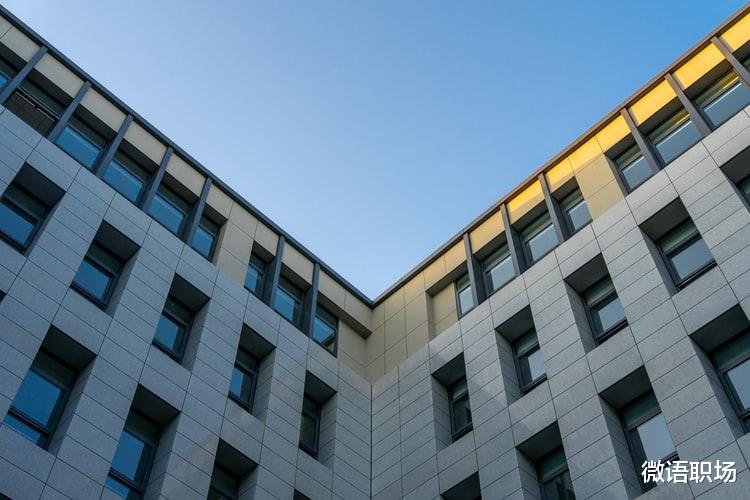 网约车|副业兼职:35岁丢了工作,我的职场路,还能怎么走?