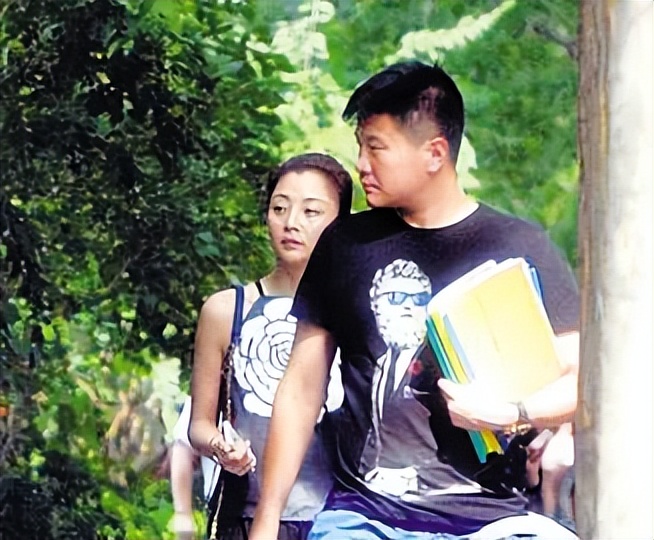 殷桃|“大满贯视后”殷桃：与富商、足坛名将均有交往，为何无人敢娶？