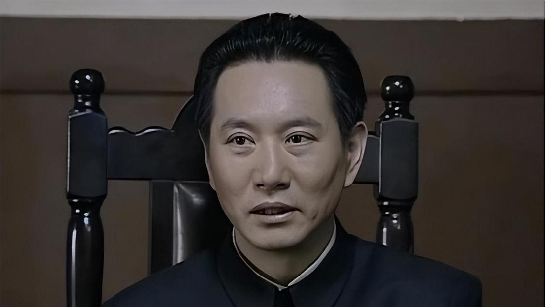 姚刚|演员姚刚：对婚姻不愿将就，52岁依旧单身，妈妈为了他失眠流泪