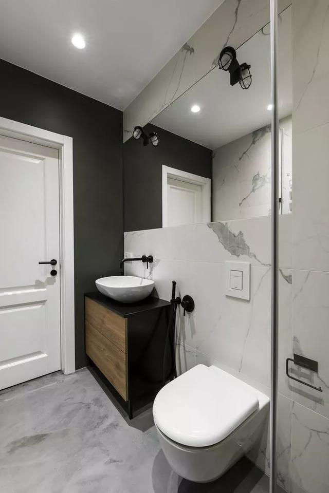 卫生间用木门受潮变形、发霉怎么办?快来了解下