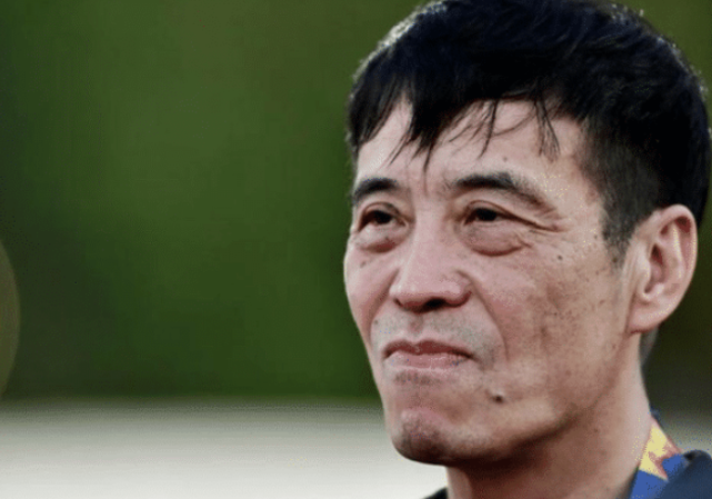中国足协|足协最新回应洛国富！解释原因表示理解，李霄鹏迎来糟糕消息