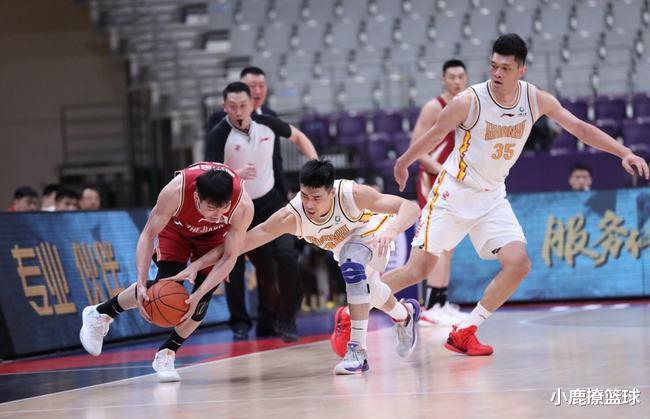 山西男篮|11中2！23中6！山西40分惨败揪出两大罪人，杨学增真该面对现实了