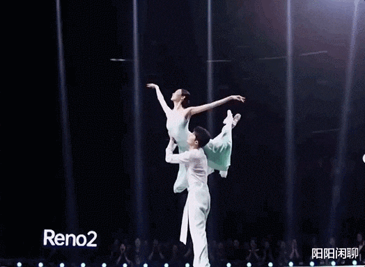 女孩|娱乐圈就是个大染缸，跳进来的这5个女孩，个个都变了样