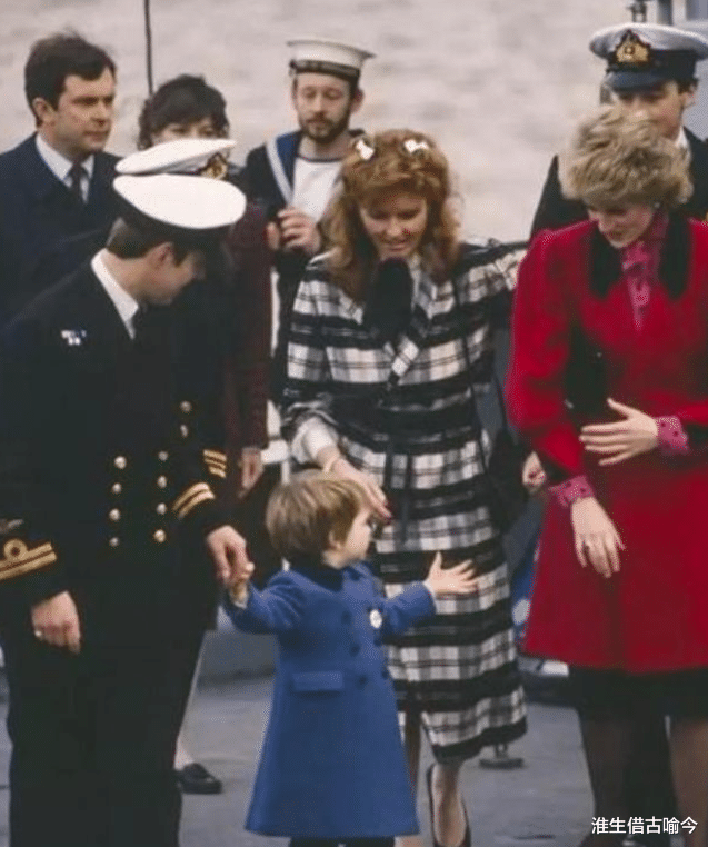 戴安娜|母子情深：26年前戴安娜离婚后，14岁的威廉说会把她失去的还给她