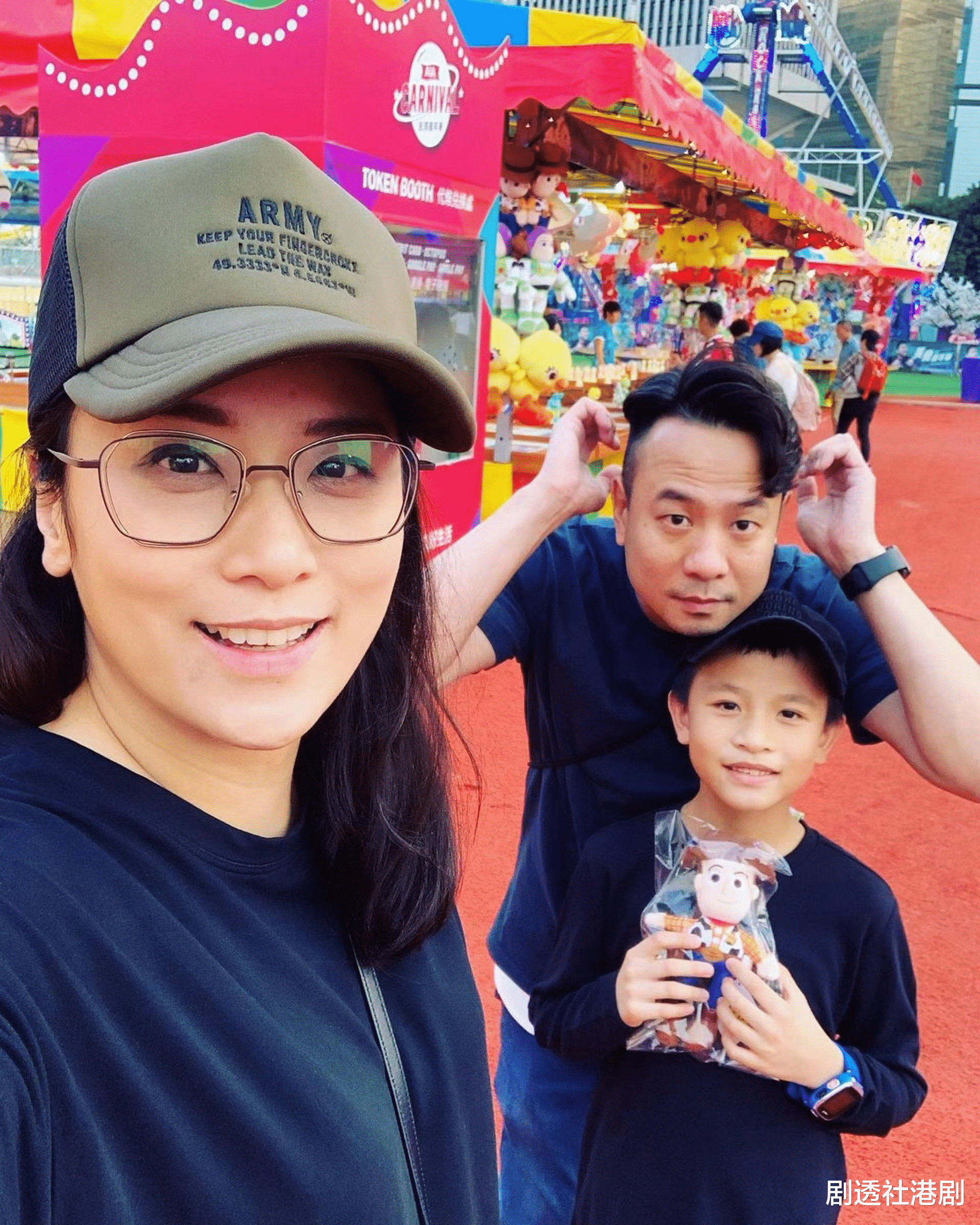 生图|TVB“秘书王”曾因妊娠毒血症痛失9个月胎儿，不舍儿子出国留学