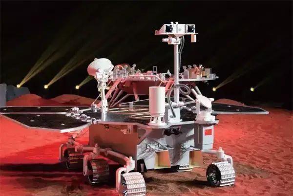祝融火星车设计寿命仅92天,但和美国火星车一比较,它或能用十年