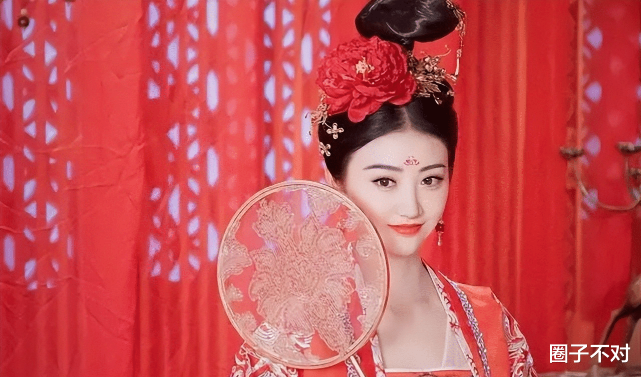 白敬亭|和小鲜肉搭戏，成了“85花”的新热潮？看看哪对老少配最违和