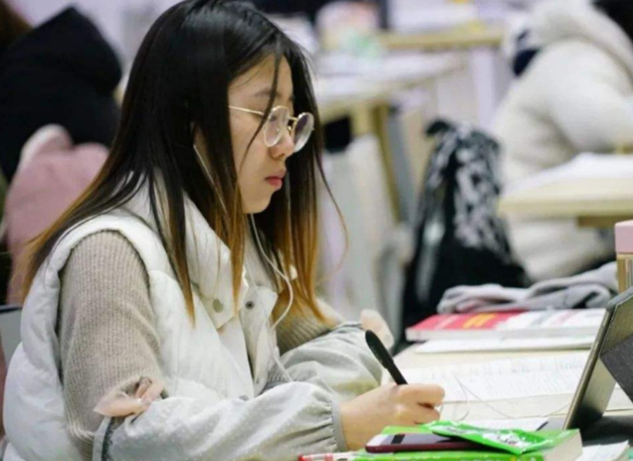 考研|考上研究生就是人生赢家？五年后才知道，考研和考公有很大差距