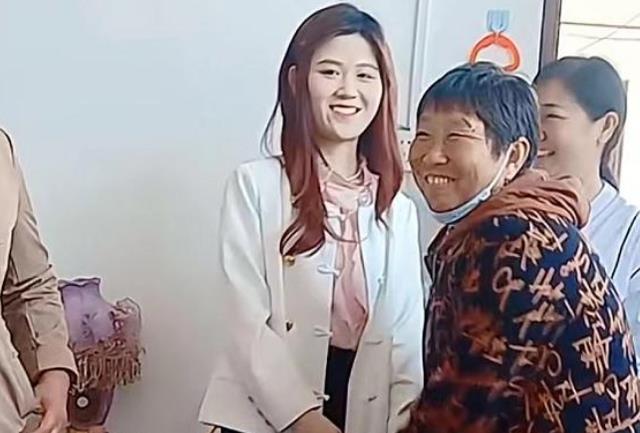 朱之文|大衣哥的新儿媳又作妖了?与朱小伟夜不归宿后,又提出过分要求!