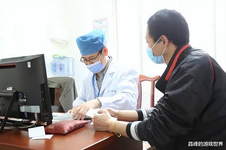 ?男子脚上长奇怪肉芽,原来是染上性病,男子:我洁身自好!