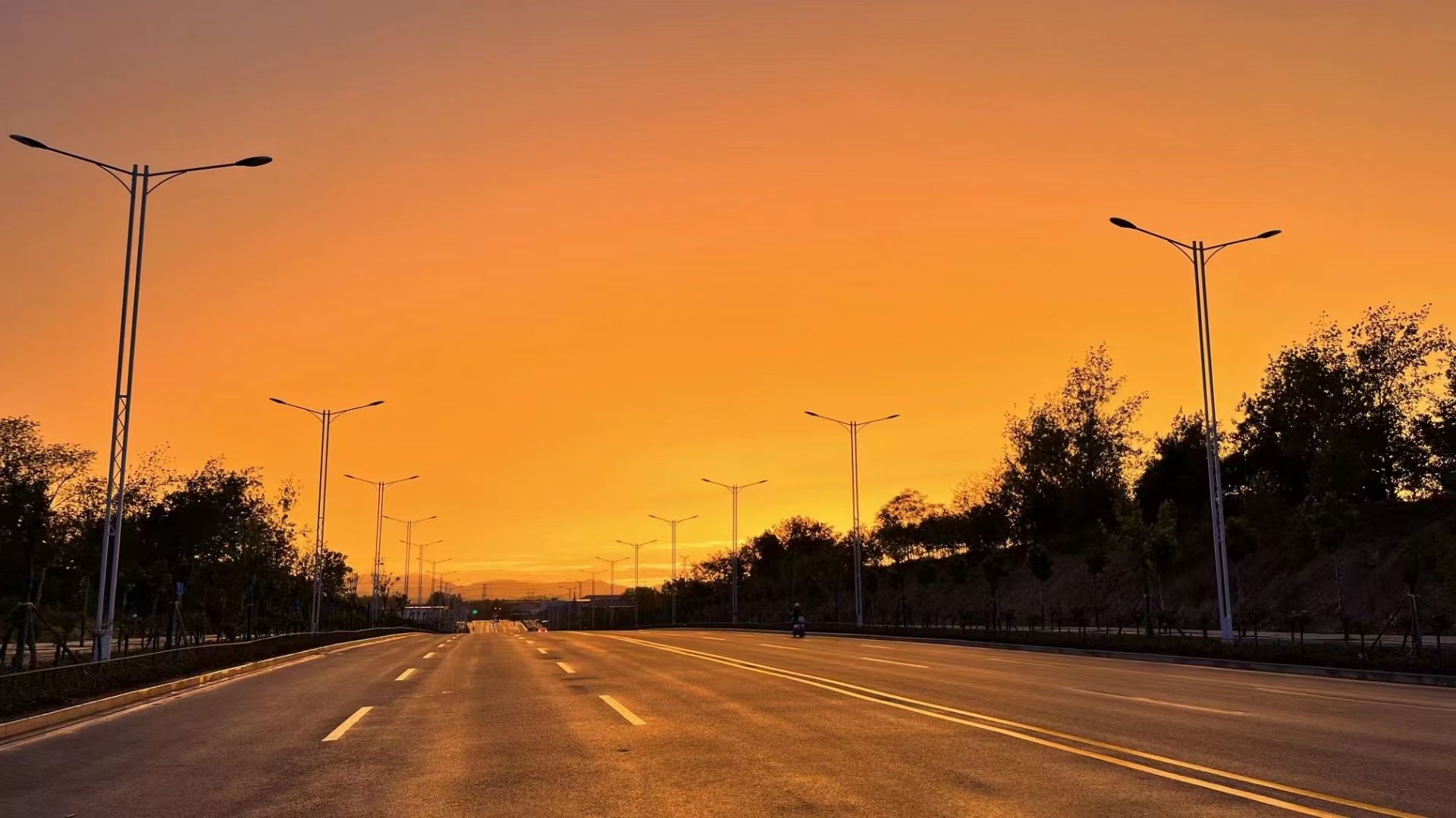 邓超|邓超新片可能会是新春黑马!