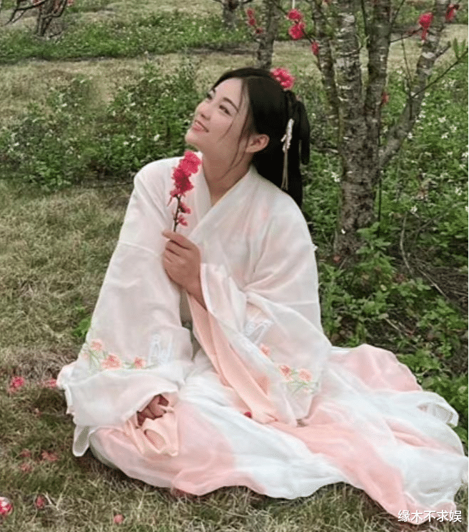 |凌晨三点,樊小慧又发了一条消息:“我几天没睡了,一定要处理好”