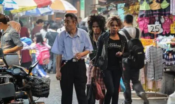 广州黑人越来越少？大量黑人正转移中国另一座城市，眼光“毒辣”