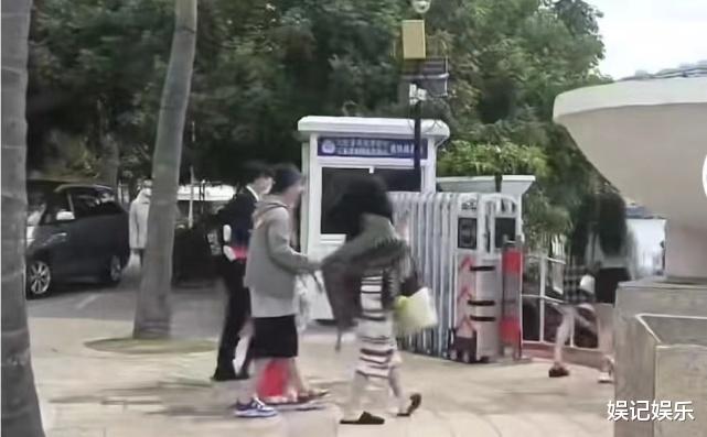 王思聪|王思聪包游艇庆35岁生日,身边美女众多,对新女友最宠溺