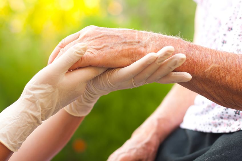 中成药|老人发现癌症有必要化疗？医生：可能存在4个难点，不妨看看！