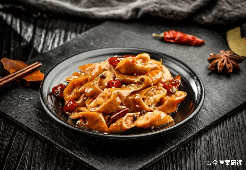 心力衰竭|吃一口胜过5斤洋葱,提醒:不想血脂高就坚持吃,或使血管畅通柔软