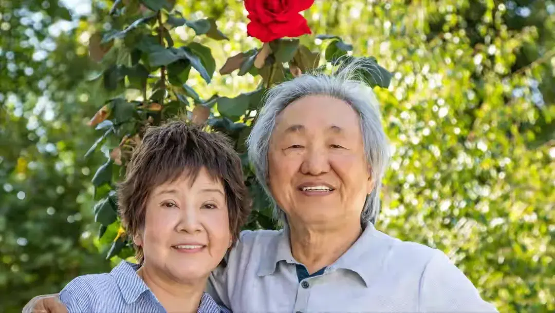 68岁大妈坦言:有老窝有老本,最好别再婚了,一个人自由自在多好