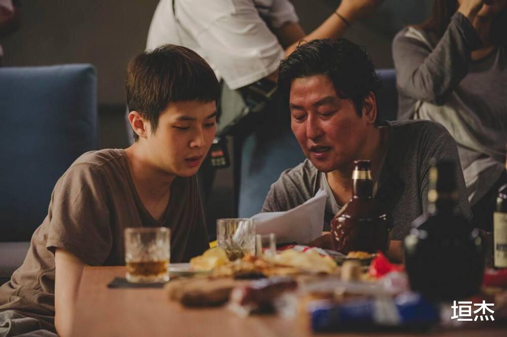 舒淇|因长相屡屡被拒，后借《梨泰院class》爆火，二搭崔宇植圈粉无数