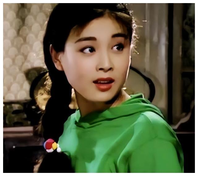 叶童|家花不如野花香？10位输给“野花”的女星，个个貌美如花却被绿