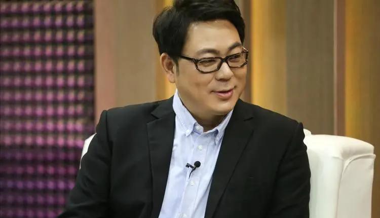 赵露思|高亚麟：《家有儿女》中有3个孩子，现实中结婚14年却无儿无女！